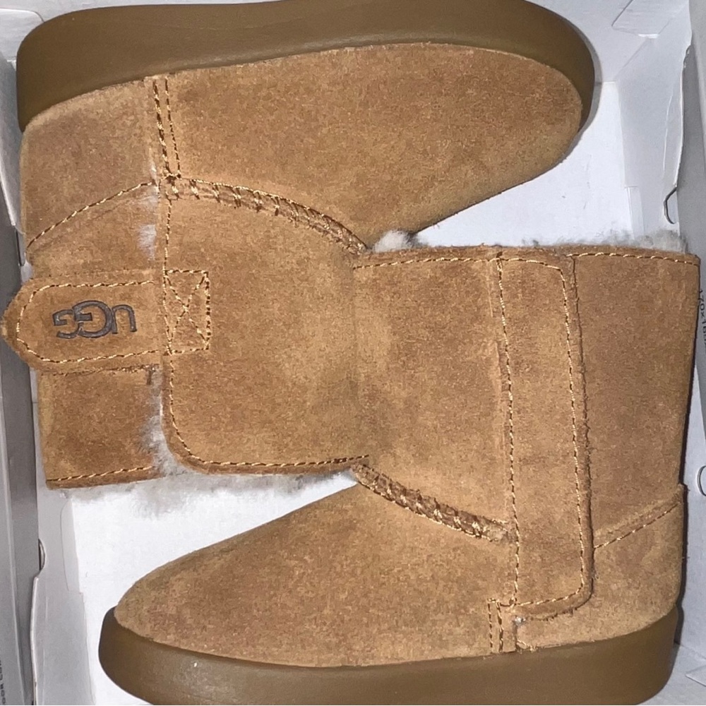 UGG Keelan Toddlers 4/5c